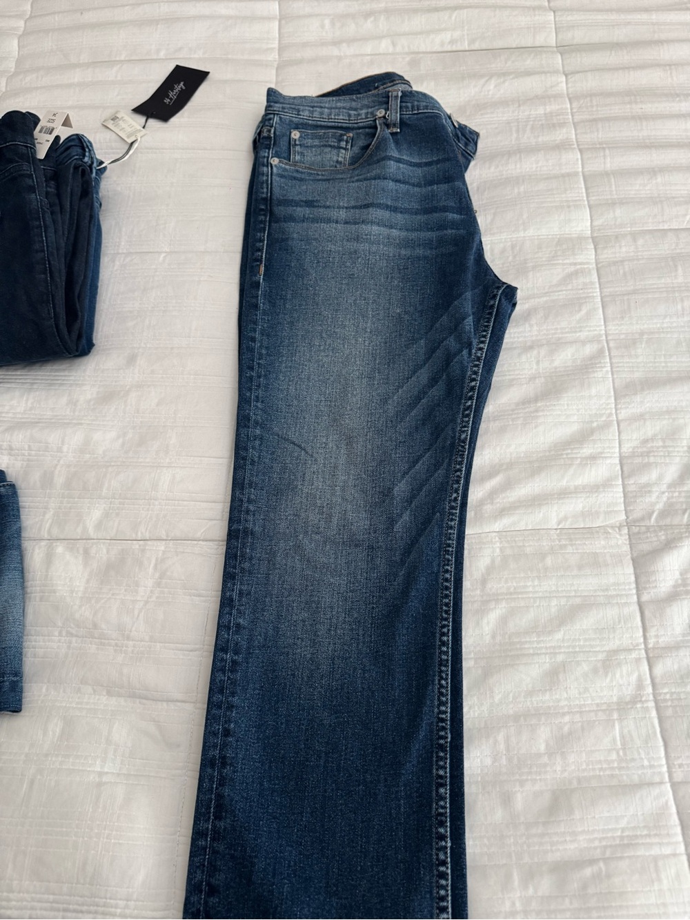 Men Classic Mid-Rise Straight Jeans - Dark Blue Wash